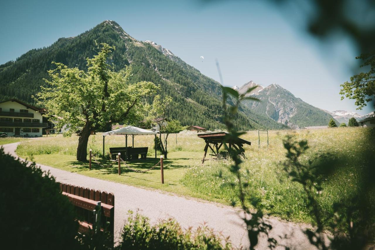 Sennhof Lechtal Bach (Tyrol) Exterior foto